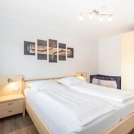 Lord Nelson Lord 210 * Κουξχάφεν