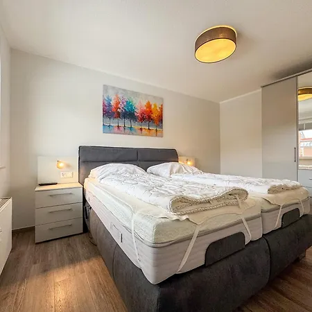 Lord Nelson Lord 210